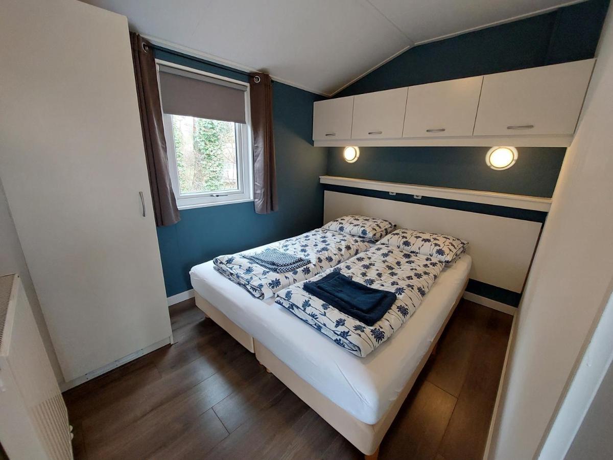 Modern En Chic Chalet Tot 4 Personen Op De Veluwe Recreatiepark De Oude Driest 푸텐 외부 사진