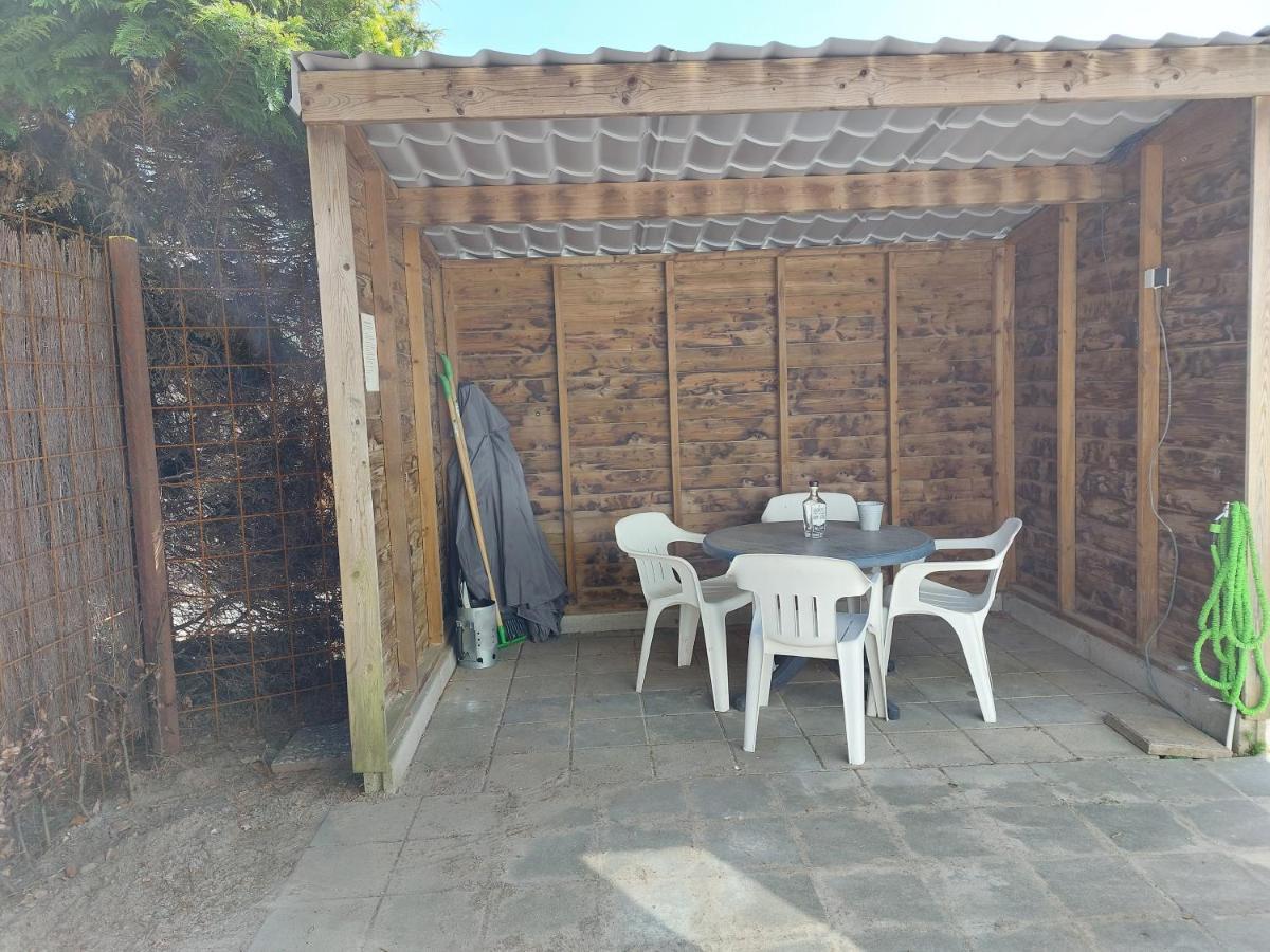 Modern En Chic Chalet Tot 4 Personen Op De Veluwe Recreatiepark De Oude Driest 푸텐 외부 사진